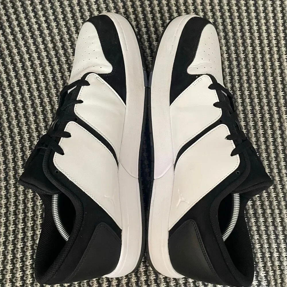 Nike jordan nu